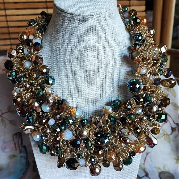 Vintage ALDO Arvane Retired Faceted Glass Beaded Thick Bib Necklace Seed Beads - Picture 2 of 9